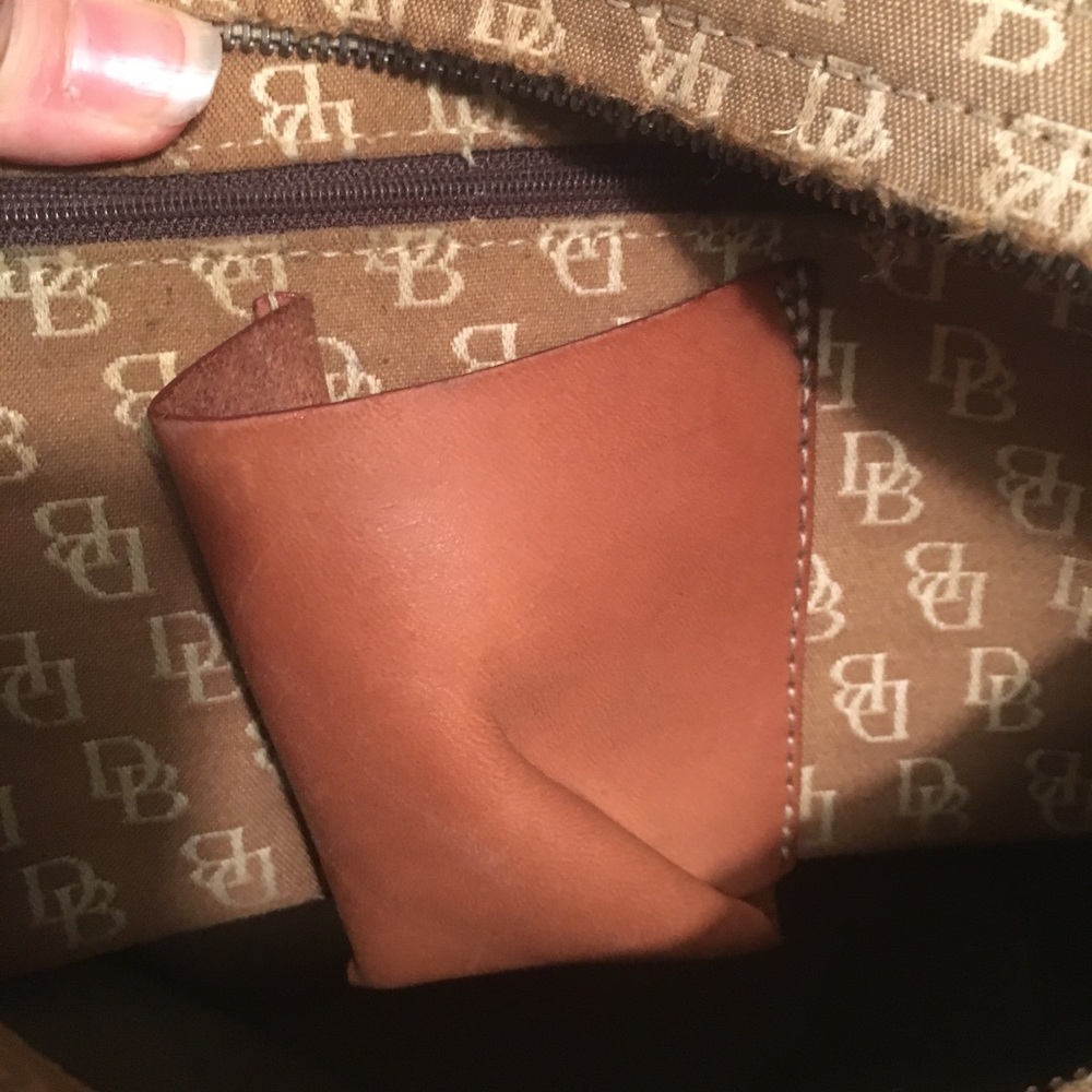 Authentic Dooney & Bourke - Picture 6 of 6